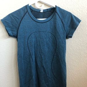 LULULEMON Swiftly Tech Crew